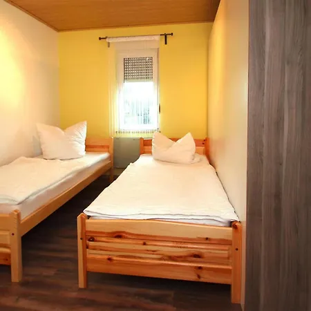 Bungalow, * Senftenberg