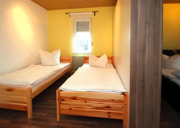 Bungalow, * Senftenberg